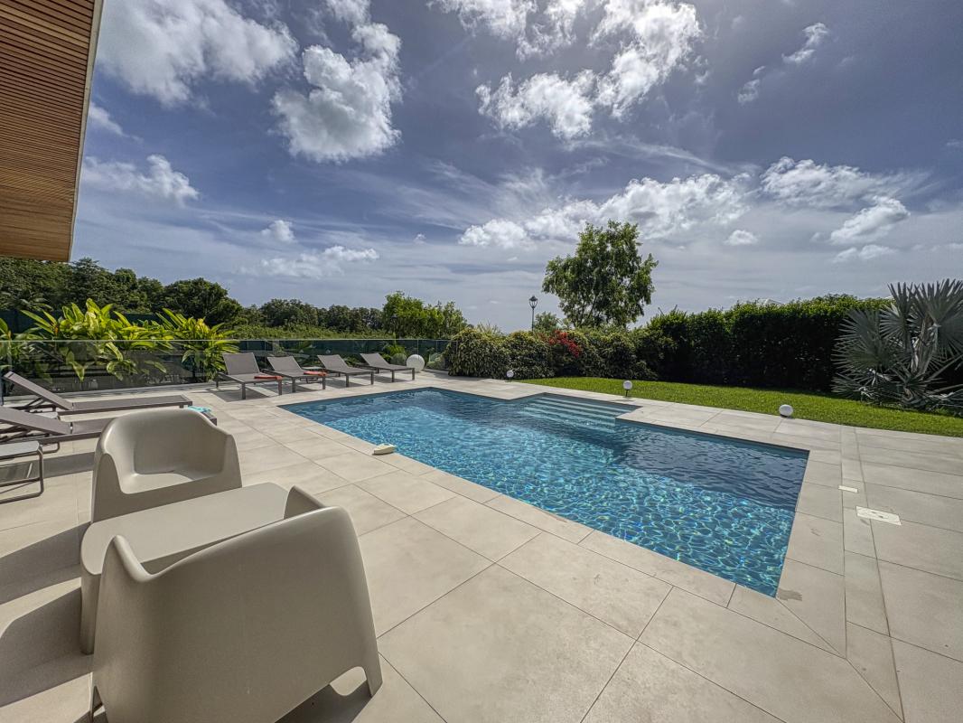 5.Location villa piscine Saint François Guadeloupe_piscine
